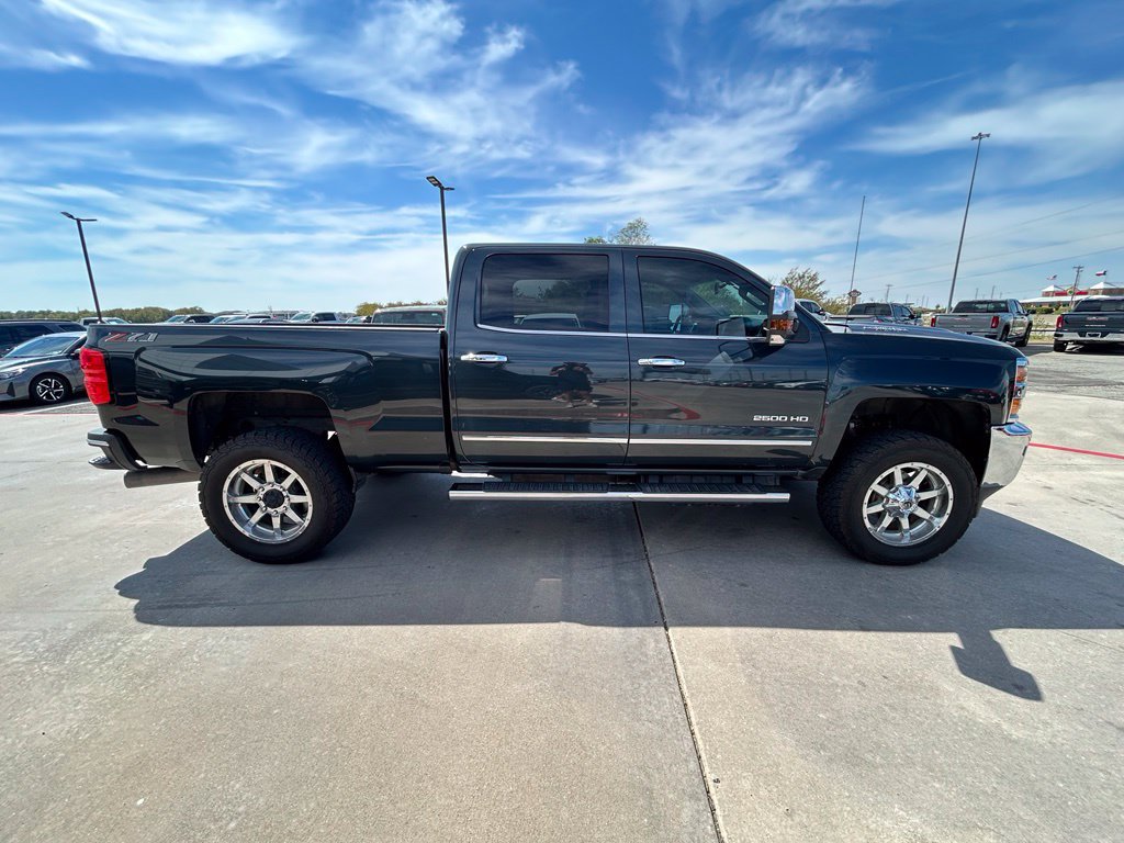 Used 2019 Chevrolet Silverado 2500 LTZ w/ Duramax Plus Package AWD/4WD image 4