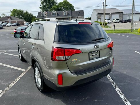 Used 2015 Kia Sorento LX FWD image 6