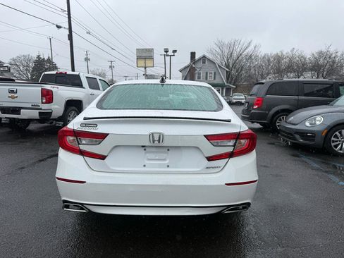 Used 2022 Honda Accord Sport image 8