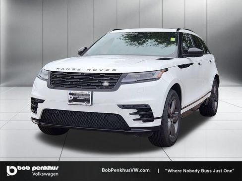 Used 2025 Land Rover Range Rover Velar Dynamic SE AWD/4WD image 23