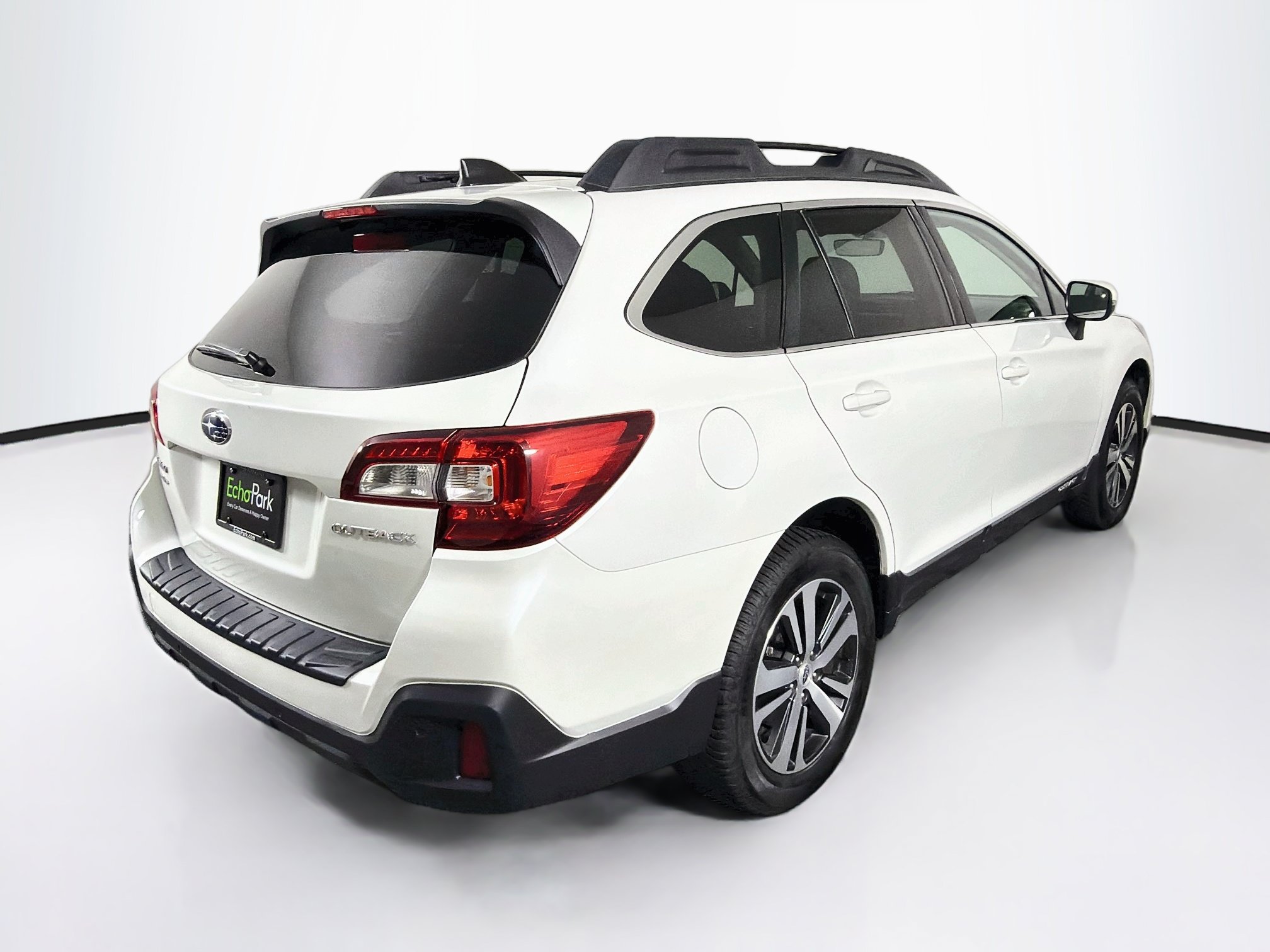 Used 2019 Subaru Outback 2.5i Limited AWD/4WD image 9