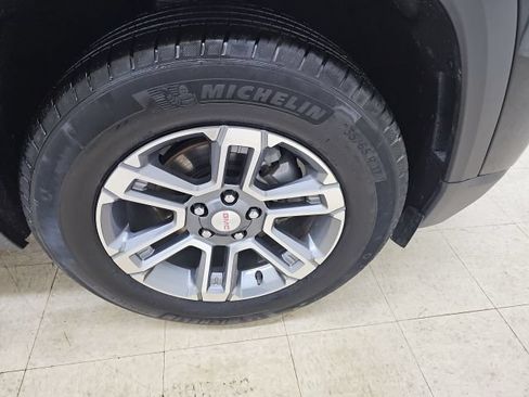 Used 2025 GMC Terrain Elevation AWD/4WD image 10