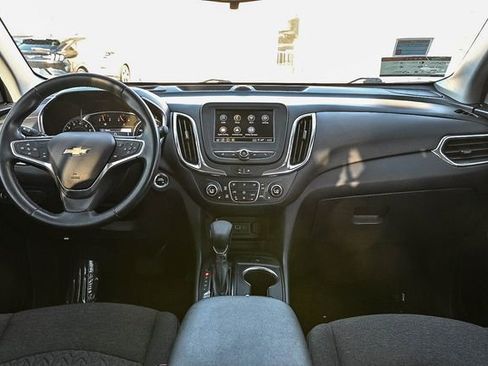 Used 2022 Chevrolet Equinox LT w/ Driver Convenience Package FWD image 15