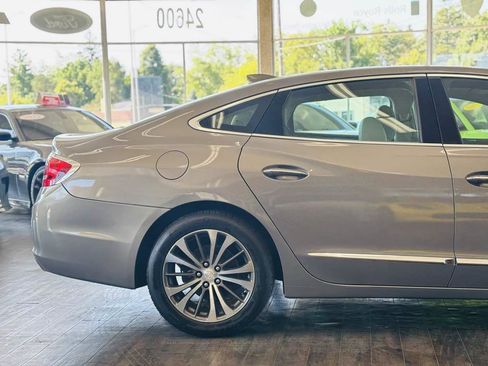 Used 2017 Buick LaCrosse Premium AWD/4WD image 6
