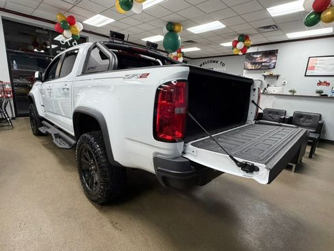 Used 2020 Chevrolet Colorado ZR2 w/ ZR2 Dusk Special Edition image 23