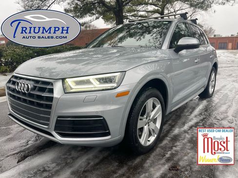 Used 2019 Audi Q5 2.0T Premium Plus w/ Premium Plus Package AWD/4WD image 1