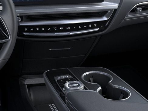 New 2025 Cadillac Lyriq Luxury RWD image 23