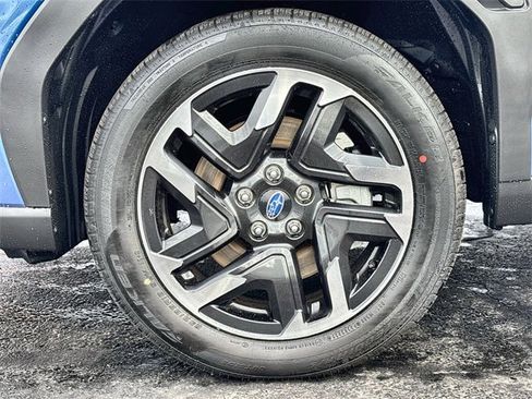 New 2025 Subaru Forester Limited image 19