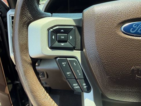 Used 2017 Ford F350 King Ranch w/ King Ranch Ultimate Package AWD/4WD image 28