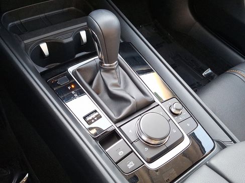 Certified 2025 MAZDA CX-50 AWD 2.5 Turbo w/ Weather Package image 17