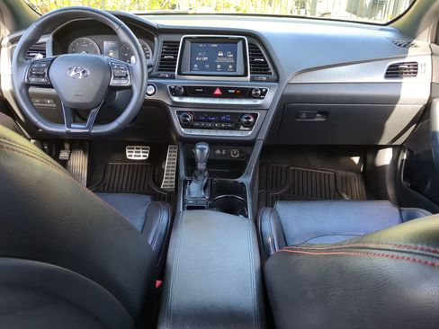 Used 2018 Hyundai Sonata Sport image 14