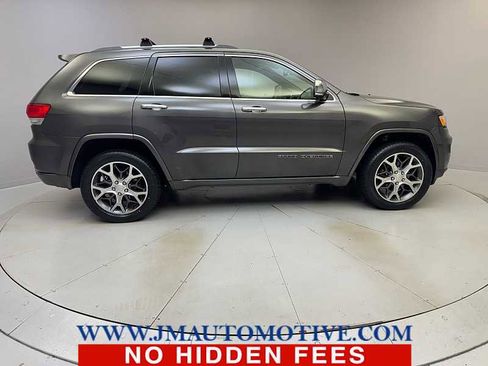 Used 2019 Jeep Grand Cherokee Overland image 6