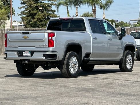 Used 2023 Chevrolet Silverado 2500 High Country AWD/4WD image 3