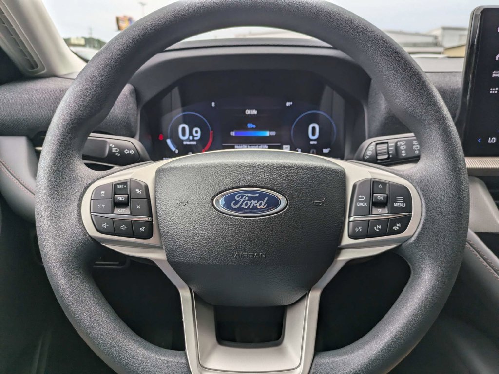 Used 2026 Ford Explorer Active RWD image 28