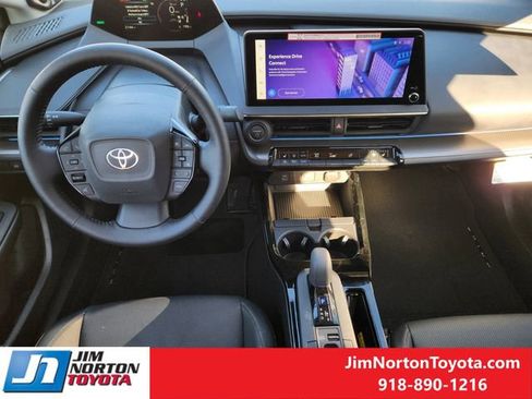 Used 2025 Toyota Prius Limited image 26