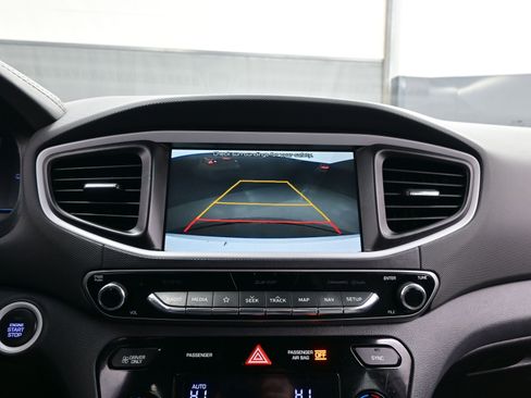 Used 2018 Hyundai Ioniq Limited w/ Ultimate Package 02 image 19