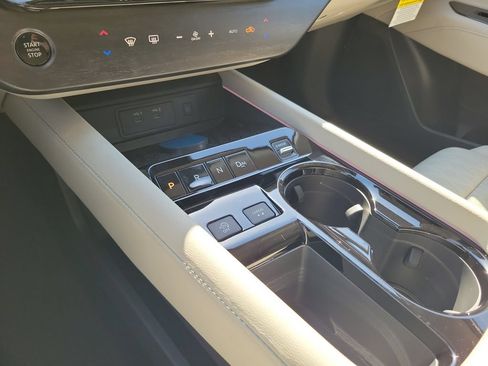 New 2026 Nissan Murano Platinum AWD/4WD image 13