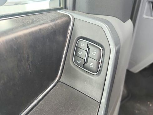 Used 2023 Ford F150 Lariat AWD/4WD image 21