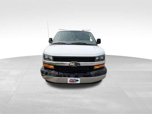 Used 2022 Chevrolet Express 2500 w/ Driver Convenience Package RWD image 2