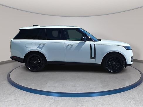 Certified 2023 Land Rover Range Rover SE AWD/4WD image 4