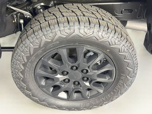 New 2026 Toyota Tacoma SR5 AWD/4WD image 31