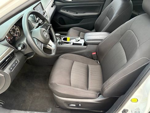 Certified 2024 Nissan Altima 2.5 SV image 27