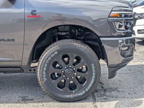 New 2026 RAM 2500 Laramie AWD/4WD image 10