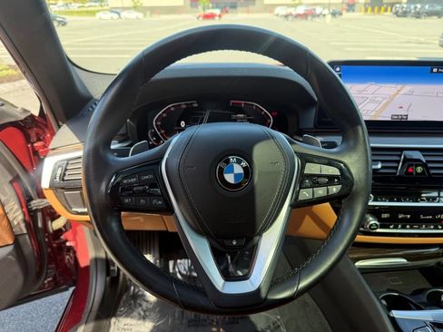 Used 2023 BMW 530i xDrive w/ Convenience Package AWD/4WD image 14