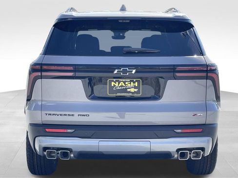 New 2026 Chevrolet Traverse Z71 w/ Driver Confidence Package image 4