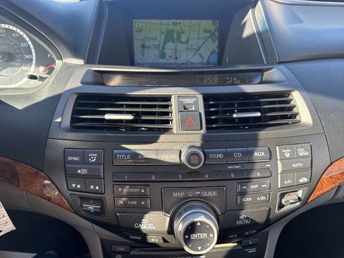 Used 2011 Honda Accord EX-L image 40