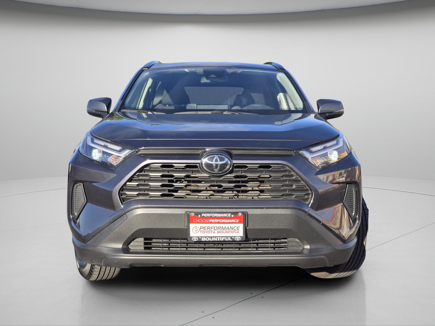 Used 2025 Toyota RAV4 XLE AWD/4WD image 3