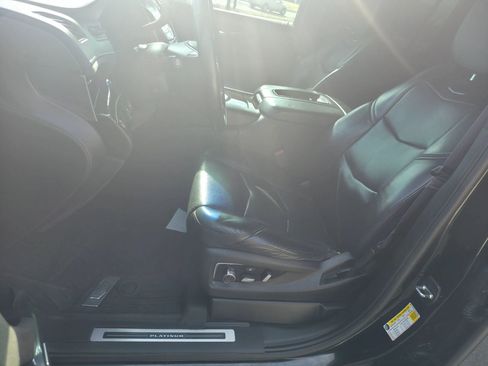 Used 2017 Cadillac Escalade ESV Platinum image 21