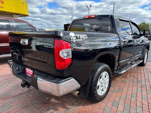 Used 2015 Toyota Tundra SR5 w/ SR5 Upgrade Package image 3