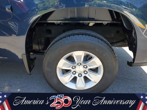 Used 2023 Chevrolet Silverado 1500 LT RWD image 9
