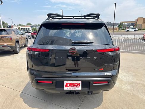 Used 2026 Nissan Pathfinder Rock Creek AWD/4WD image 4