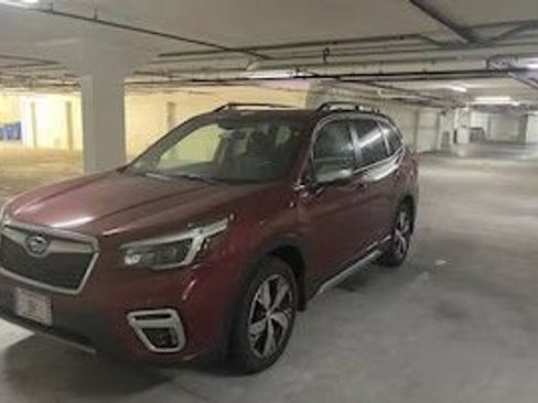 Used 2021 Subaru Forester Touring AWD/4WD image 3