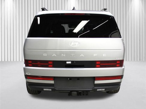Used 2024 Hyundai Santa Fe Limited image 4