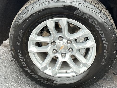 Used 2022 Chevrolet Silverado 1500 LT image 10