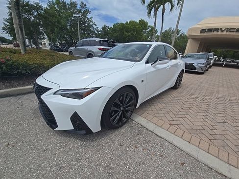 Used 2024 Lexus IS 350 F Sport RWD image 12