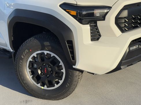 New 2026 Toyota Tacoma TRD Off-Road image 10