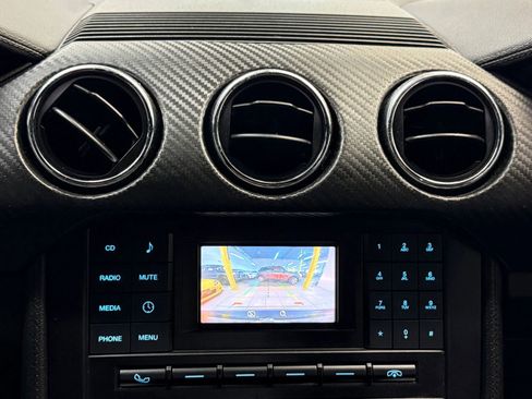 Used 2015 Ford Mustang Coupe RWD image 28