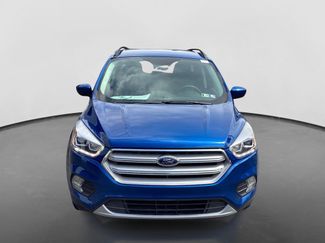 Used 2017 Ford Escape SE w/ Equipment Group 201A AWD/4WD video 2