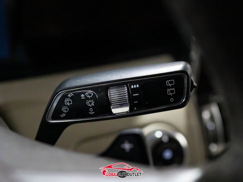 Used 2018 Lincoln Navigator Select w/ Technology Package image 29