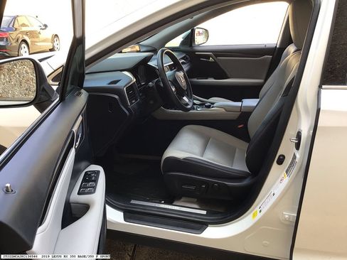 Used 2019 Lexus RX 350 FWD w/ Accessory Package image 8