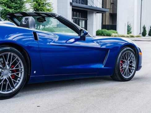 Used 2006 Chevrolet Corvette Convertible RWD image 46