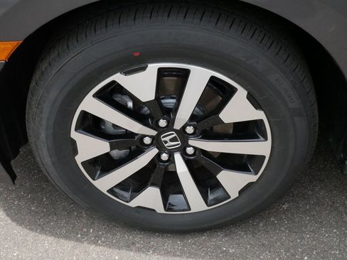Certified 2026 Honda Odyssey EX-L image 15
