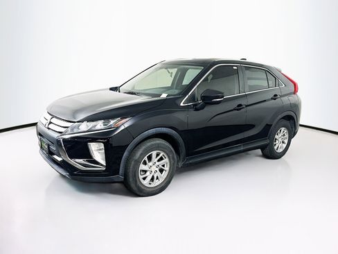 Used 2018 Mitsubishi Eclipse Cross ES image 3