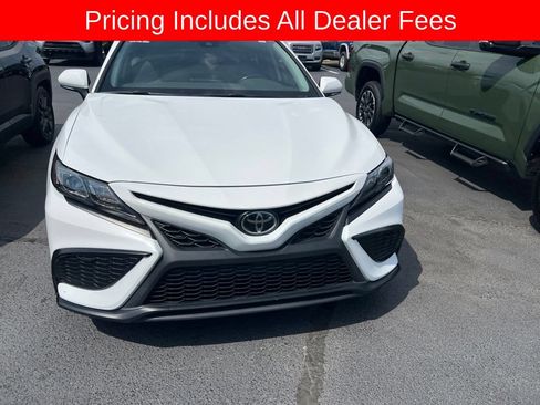 Used 2023 Toyota Camry SE FWD image 19