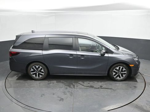 Used 2025 Honda Odyssey EX-L image 29