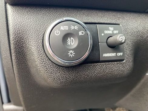 Used 2017 GMC Acadia Limited SLT image 18